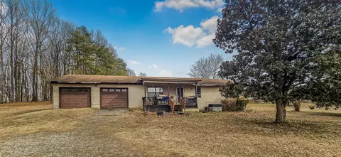 Exterior - 8049 Beechtop Way, Corryton, TN 37721 photo 2 of 8