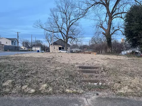 2201 E 14th St, Chattanooga, TN 37404