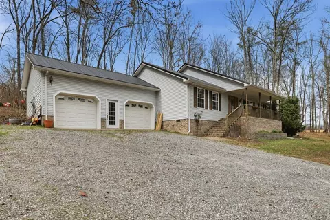 195 Mountain Crest Dr, Whitwell, TN 37397