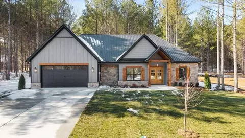 207 Mountain View Cir, Ocoee, TN 37361