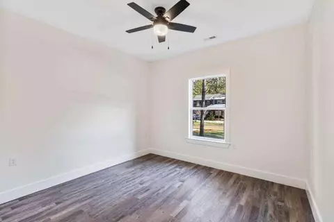 Bedroom - 207 Mountain View Cir, Ocoee, TN 37361 photo 2 of 4