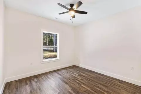 Bedroom - 207 Mountain View Cir, Ocoee, TN 37361 photo 1 of 4