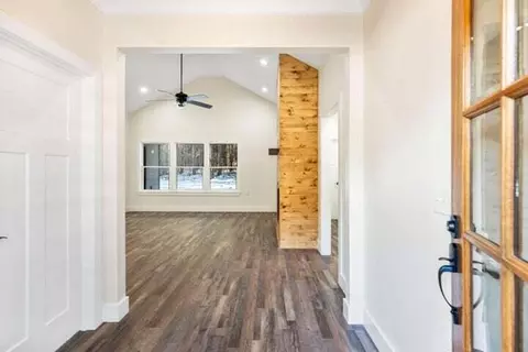Entry Way - 207 Mountain View Cir, Ocoee, TN 37361 photo 1 of 5