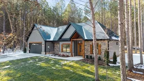 Exterior - 207 Mountain View Cir, Ocoee, TN 37361 photo 11 of 11
