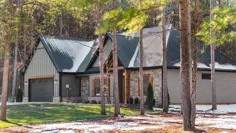Exterior - 207 Mountain View Cir, Ocoee, TN 37361 photo 10 of 11