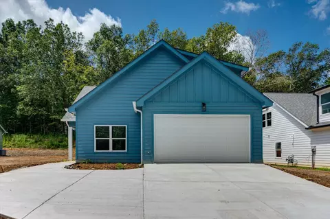 4813 Green Shanty Rd, Ooltewah, TN 37363
