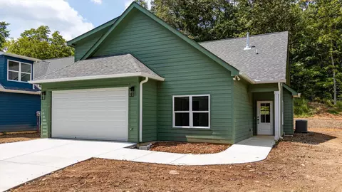 4805 Green Shanty Rd, Ooltewah, TN 37363