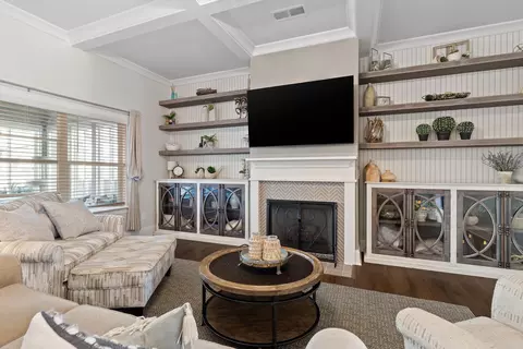 Living - 3324 Grassy Fields Ln, Apison, TN 37302 photo 2 of 3