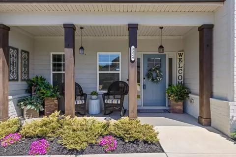 Exterior - 3324 Grassy Fields Ln, Apison, TN 37302 photo 3 of 14