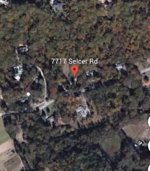 7717 Selcer Rd, Hixson, TN 37343
