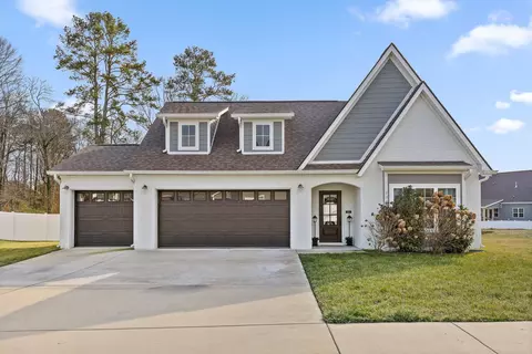 1303 Baldwin Field Cir, Hixson, TN 37343