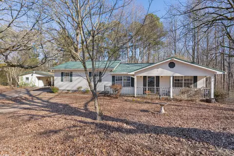 109 Gilbert Rd, Ringgold, GA 30736