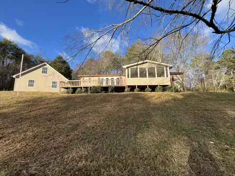 711 Mccallie Ferry Rd, Soddy Daisy, TN 37379