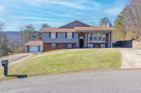 317 Shady Crest Dr, Chattanooga, TN 37415