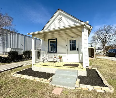 2585 E 40th St, Chattanooga, TN 37407