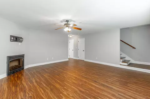 Living - 1101 Maple Tree Ln, Chattanooga, TN 37421 photo 2 of 5