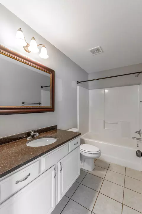 Bath - 1101 Maple Tree Ln, Chattanooga, TN 37421 photo 4 of 4