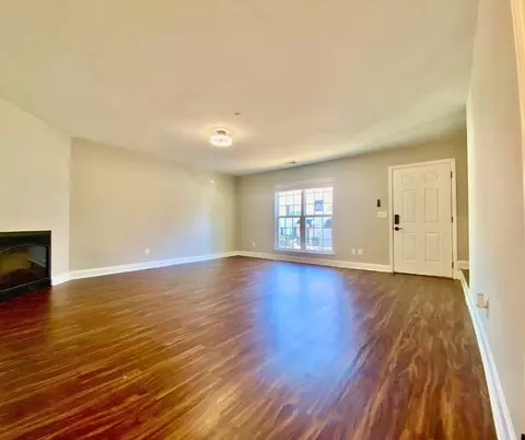 Living - 1126 Maple Tree Ln, Chattanooga, TN 37421 photo 1 of 3