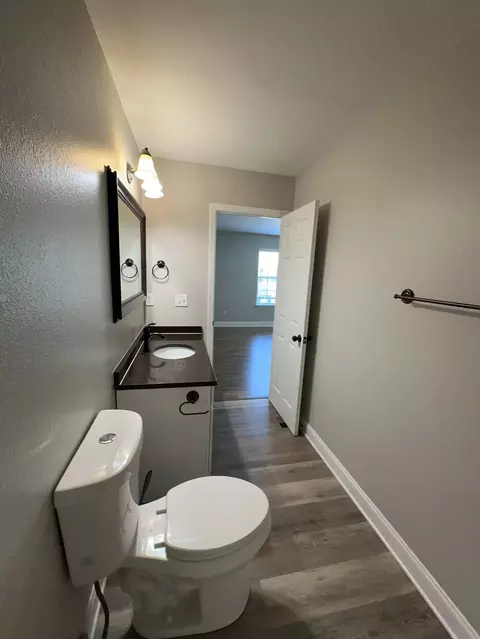 Bath - 1126 Maple Tree Ln, Chattanooga, TN 37421 photo 1 of 2