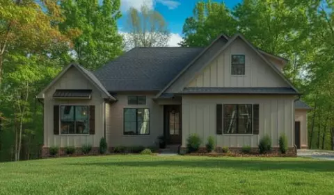 14619 Baker Rd, Birchwood, TN 37308