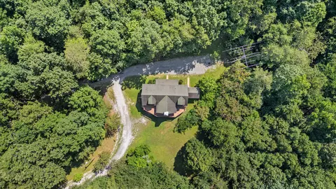 7524 Banther Rd, Harrison, TN 37341