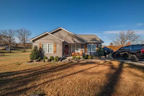 200 Pine Ave, Morrison, TN 37357