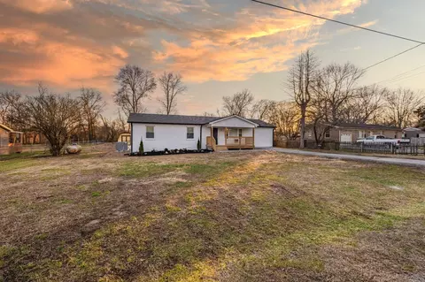 385 Limbo Dr, Hillsboro, TN 37342