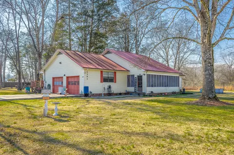 2582 E Valley Rd, Jasper, TN 37347 photo 2