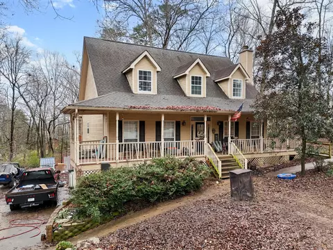 10930 N Harbor Rd, Soddy Daisy, TN 37379