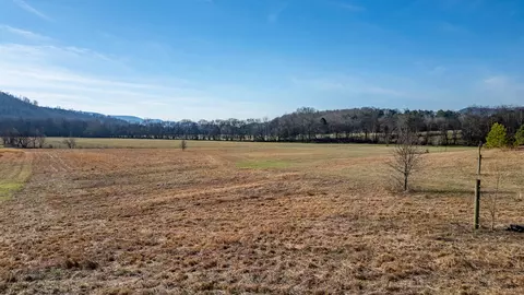 123 River Ridge Dr, Dunlap, TN 37327