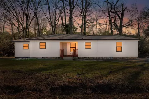 4210 Davis Ln, Chattanooga, TN 37416