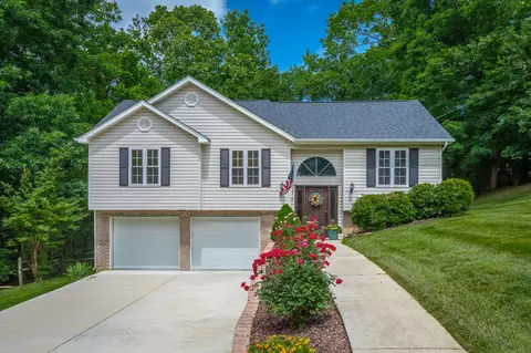 442 Middle View Dr, Ringgold, GA 30736