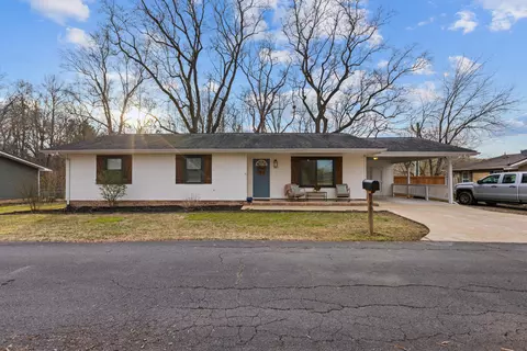 409 Elder Ave, Chickamauga, GA 30707