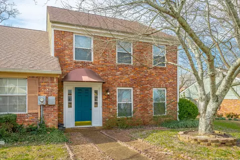 6445 Brookmead Cir, Hixson, TN 37343
