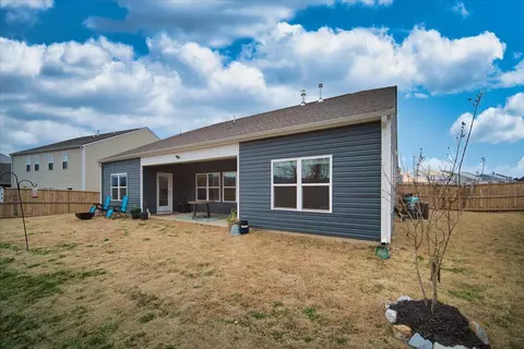 Exterior - 5859 Prickly Loop, Ooltewah, TN 37363 photo 2 of 4