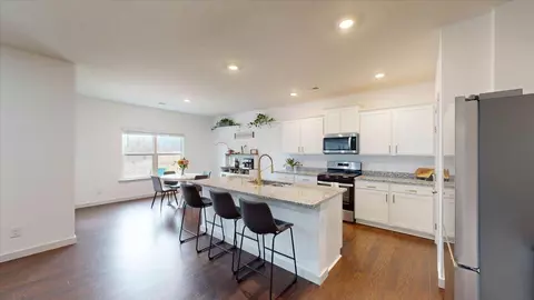 Kitchen - 5859 Prickly Loop, Ooltewah, TN 37363 photo 1 of 4