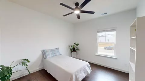 Bedroom - 5859 Prickly Loop, Ooltewah, TN 37363 photo 3 of 4