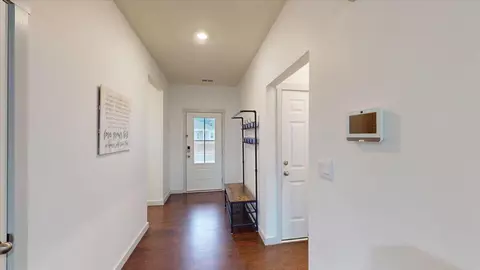 Entry Way - 5859 Prickly Loop, Ooltewah, TN 37363 photo 1 of 8