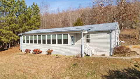 117 Golf Ln, Ringgold, GA 30736