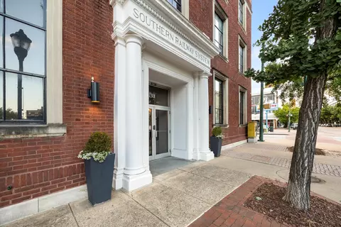 1301 Market St #304, Chattanooga, TN 37402
