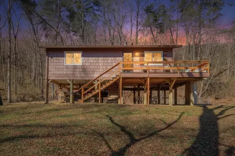 12155 Back Valley Rd, Soddy Daisy, TN 37379