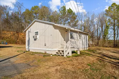 Exterior - 3950 S Dixie Rd, Dalton, GA 30721 photo 6 of 16