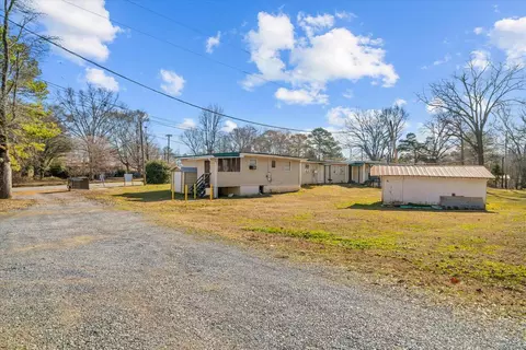 Exterior - 3950 S Dixie Rd, Dalton, GA 30721 photo 12 of 16