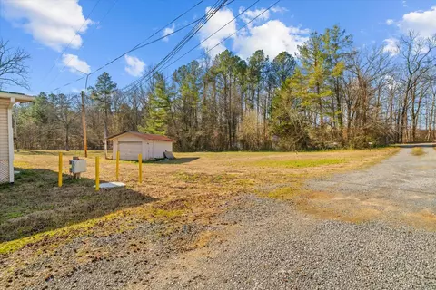 Exterior - 3950 S Dixie Rd, Dalton, GA 30721 photo 10 of 16