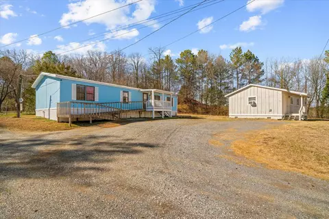 Exterior - 3950 S Dixie Rd, Dalton, GA 30721 photo 2 of 16