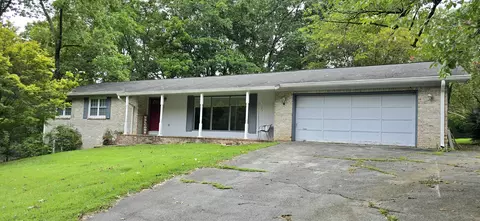 3911 Darbo Ln, Ooltewah, TN 37363