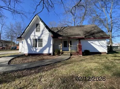 107 N West, Decherd, TN 37324