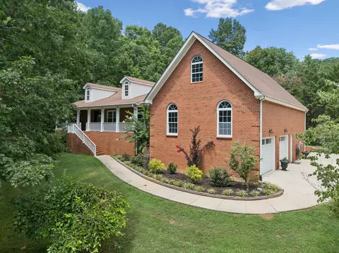 3403 Elderview Dr, Chattanooga, TN 37419