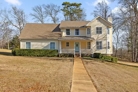 7701 Diamondhead Dr, Ooltewah, TN 37363