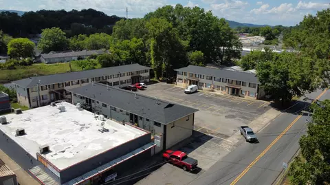 626 5th Avenue Ave #1-28, Dalton, GA 30721